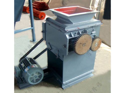 尿素粉碎机